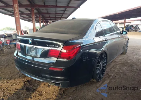 2013 BMW 750Li xDrive из США, поврежденный, VIN WBAYF8C58DD140333
